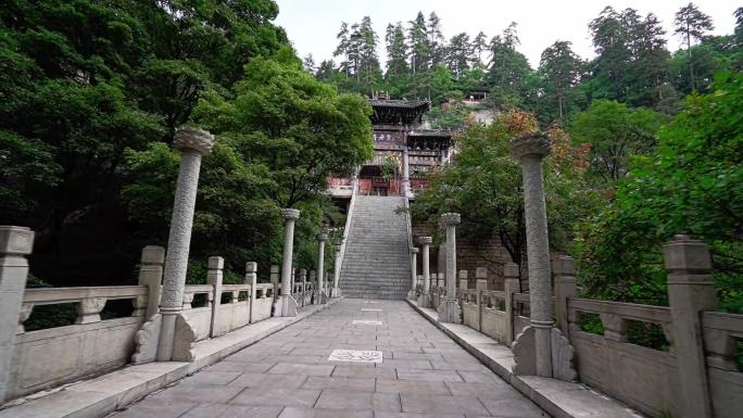 灵空山的寺院