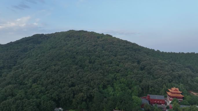 航拍襄阳鹿门寺风景区国家森林公园自然风光