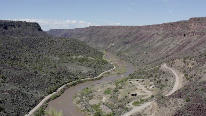 新墨西哥州陶斯：格兰德河峡谷