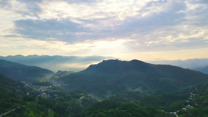 4K60帧航拍延时，武隆喀斯特山区风景