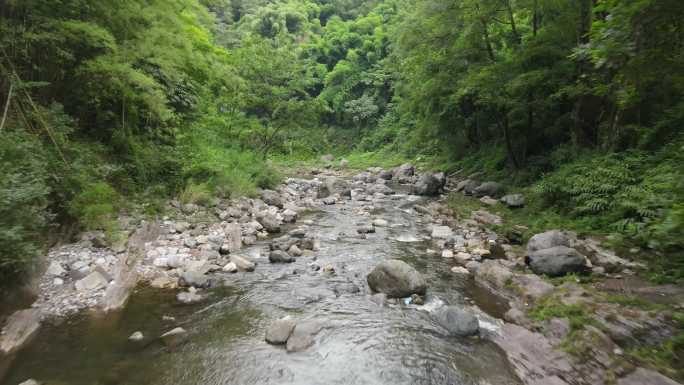 峨眉山石船