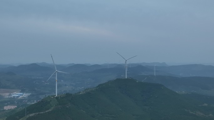 费县许家崖景区风力发电航拍素材绿色能源