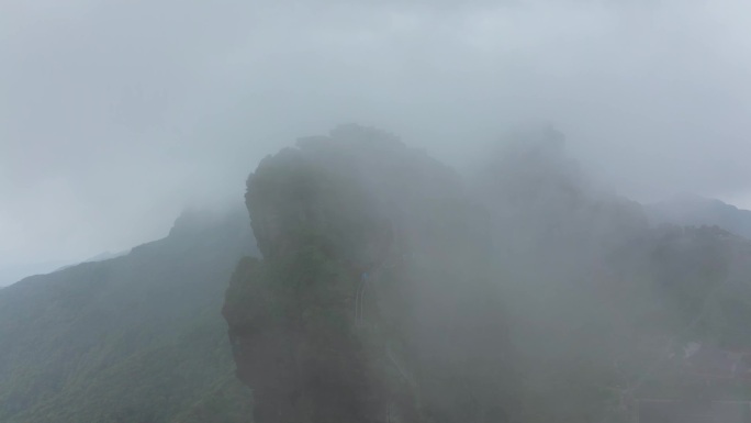 航拍贵州铜仁梵净山