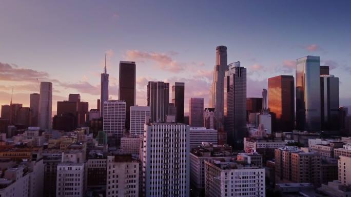 洛杉矶市中心日落-空中拍摄