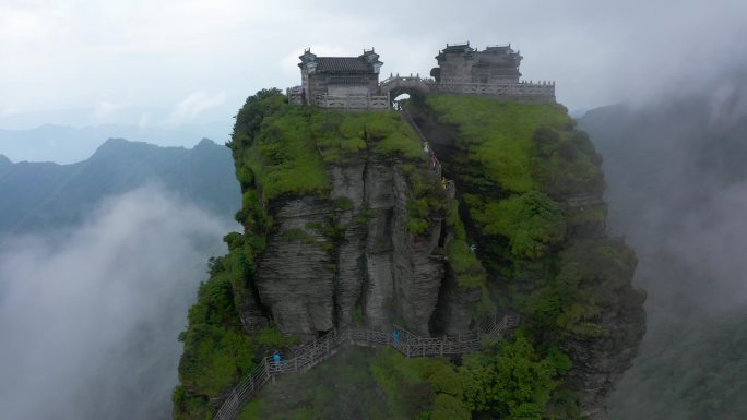 航拍贵州铜仁梵净山