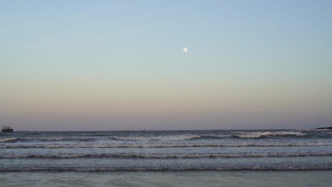 大海月亮海上明月海水海浪傍晚蓝色天空海滩