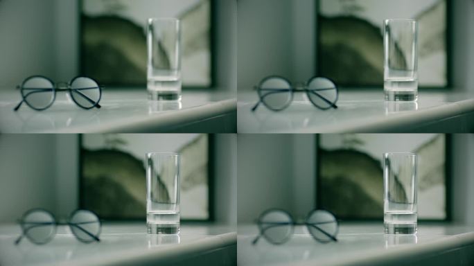 老花眼镜玻璃水杯