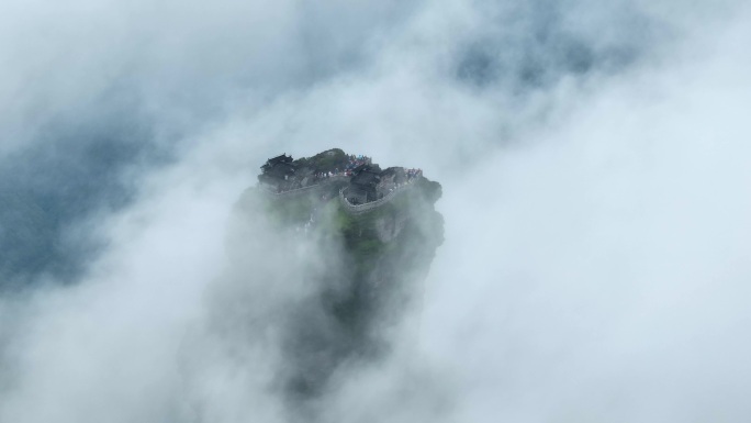 航拍贵州铜仁梵净山