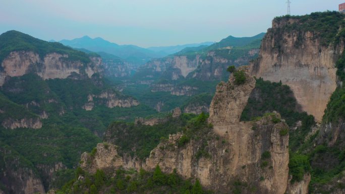 航拍长治八泉峡