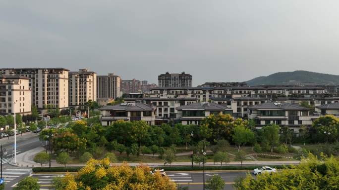 航拍襄阳襄城区秋天城市风光