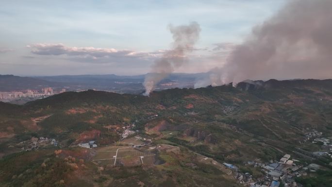 巴南山火重庆山火重庆森林大火消防宣传视频