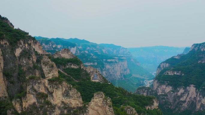 航拍长治八泉峡