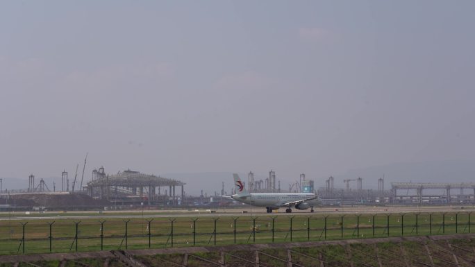 重庆江北机场T3飞机起飞
