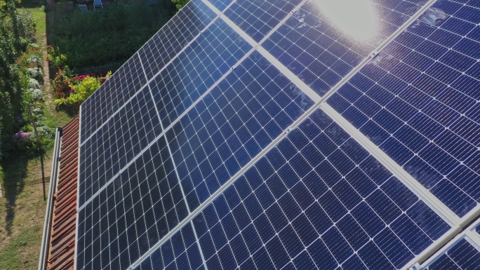 屋顶太阳能电池板能源