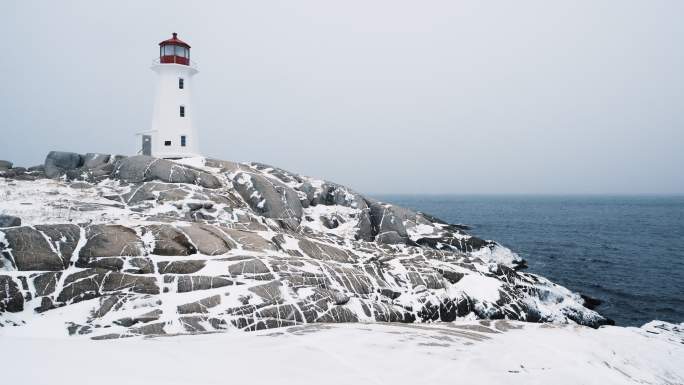 佩吉湾灯塔的暴风雪