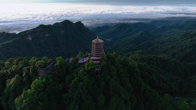 航拍青城山老君阁