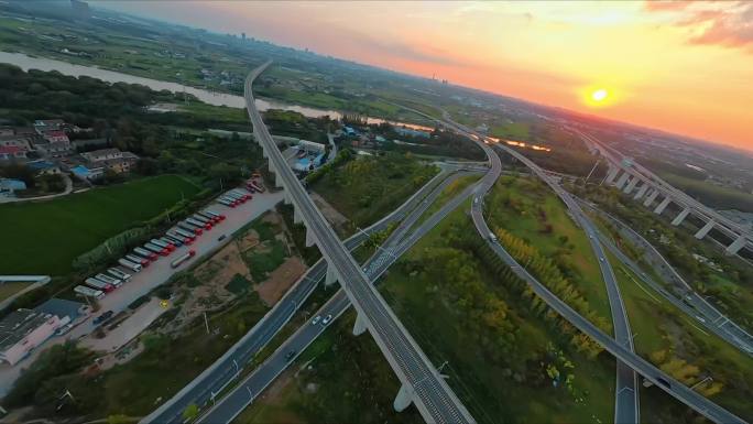 江都华山路交通枢纽中秋夕阳穿越机实拍