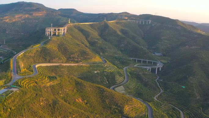 航拍太原天龙山旅游公路