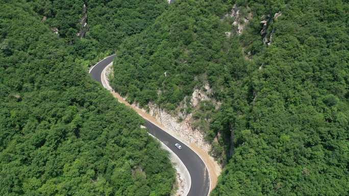 山西旅游夏县旅游公路深山修建4K航拍