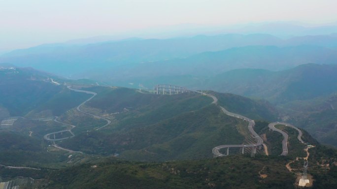 航拍太原天龙山旅游公路