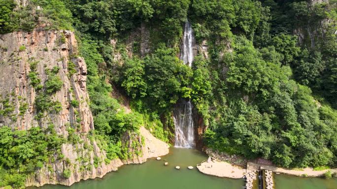 本溪桓仁大雅沟风景区青山绿水瀑布