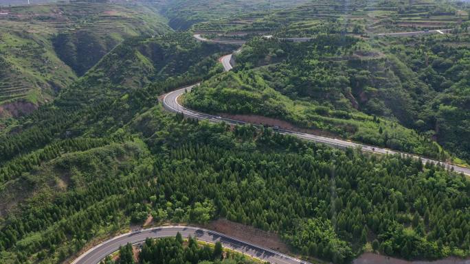 山西旅游夏县旅游公路盘山发电4K航拍