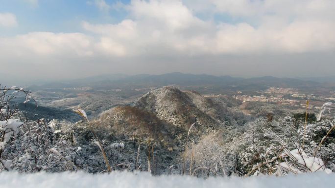 义乌大陈鹅峰山雪景云海延时摄影