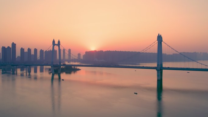 湖南长沙三汊矶大桥日出航拍