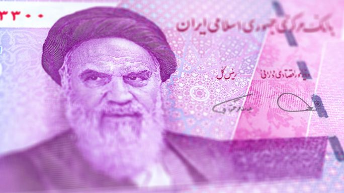 伊朗里亚尔钞票观察和储备侧特写跟踪小车拍摄100000，50000，20000，10000，5000