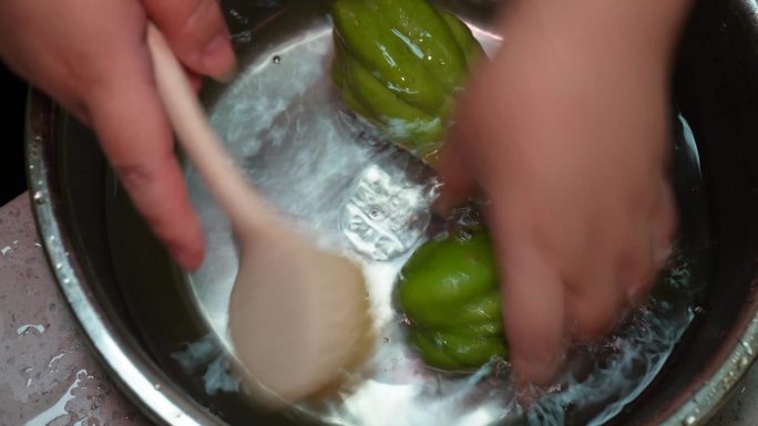 清洗佛手瓜洋瓜切片做菜 (3)