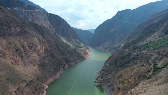 云南 群山 高山 河流 峡谷 河道