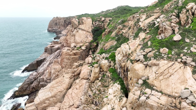 悬崖海边岩石