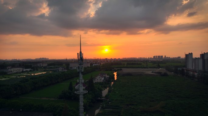 城市郊野夕阳日落航拍