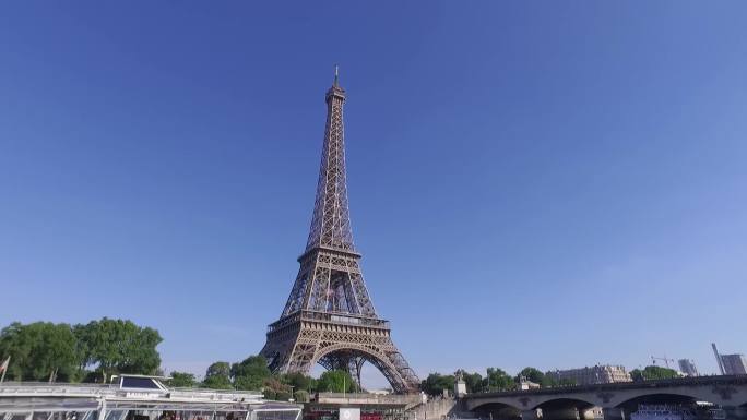 巴黎埃菲尔铁塔塞纳河