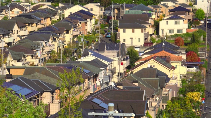 屋顶的城市景观移民出国旅行社