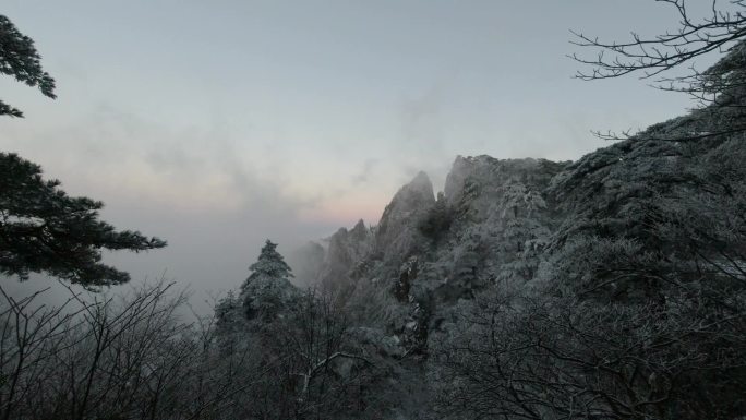 黄山云海雪景延时摄影