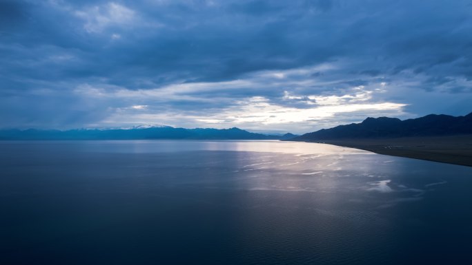 【4K】新疆赛里木湖日夜过渡航拍延时
