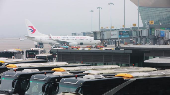 忙碌的机场 机场延时摄影航站楼飞机出入港