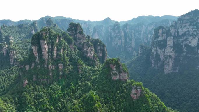 4K航拍张家界武陵源杨家界风景区7