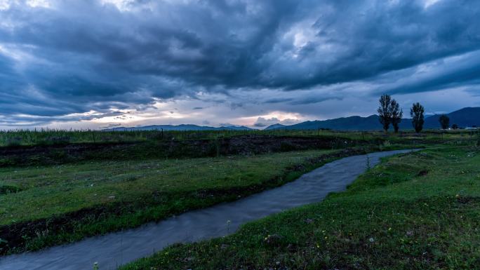 【4K】新疆大草原溪流日夜过渡延时