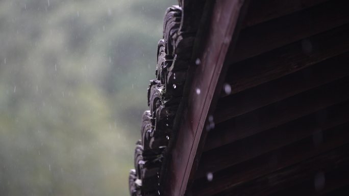 江南徽派古建筑老房子屋檐下雨春雨雨天国风