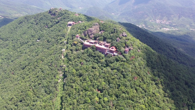 泉州山峰仙公山景区航拍山顶风景森林山脉