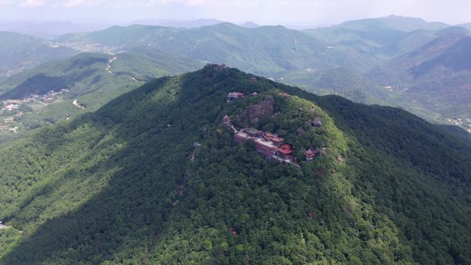 泉州山峰仙公山景区航拍山顶风景森林山脉