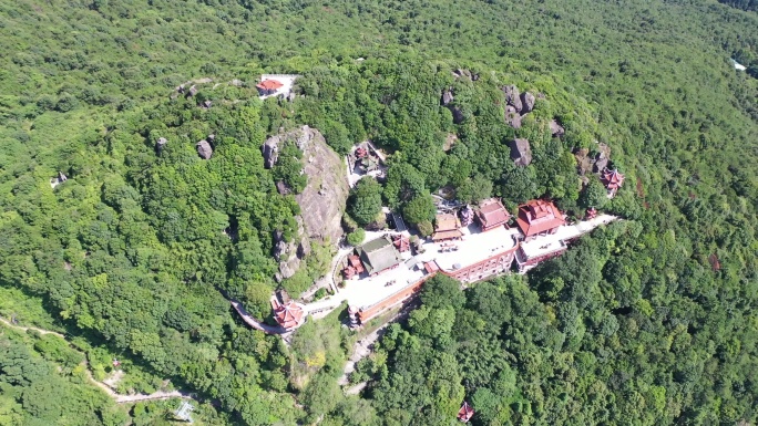 泉州山峰仙公山景区航拍山顶风景森林山脉