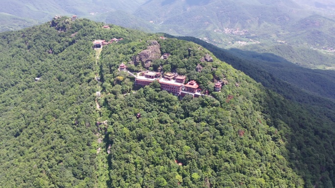 泉州山峰仙公山景区航拍山顶风景森林山脉