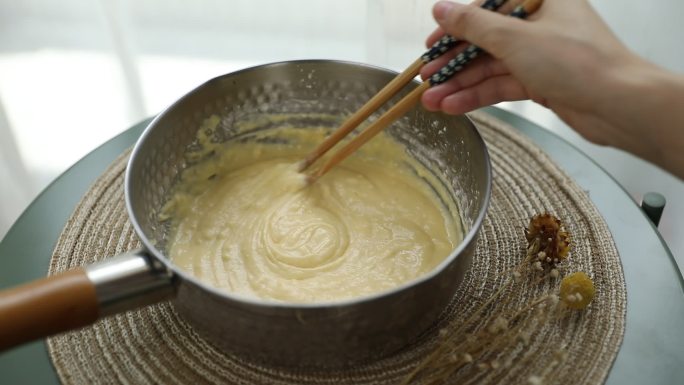 鸡蛋饼松饼