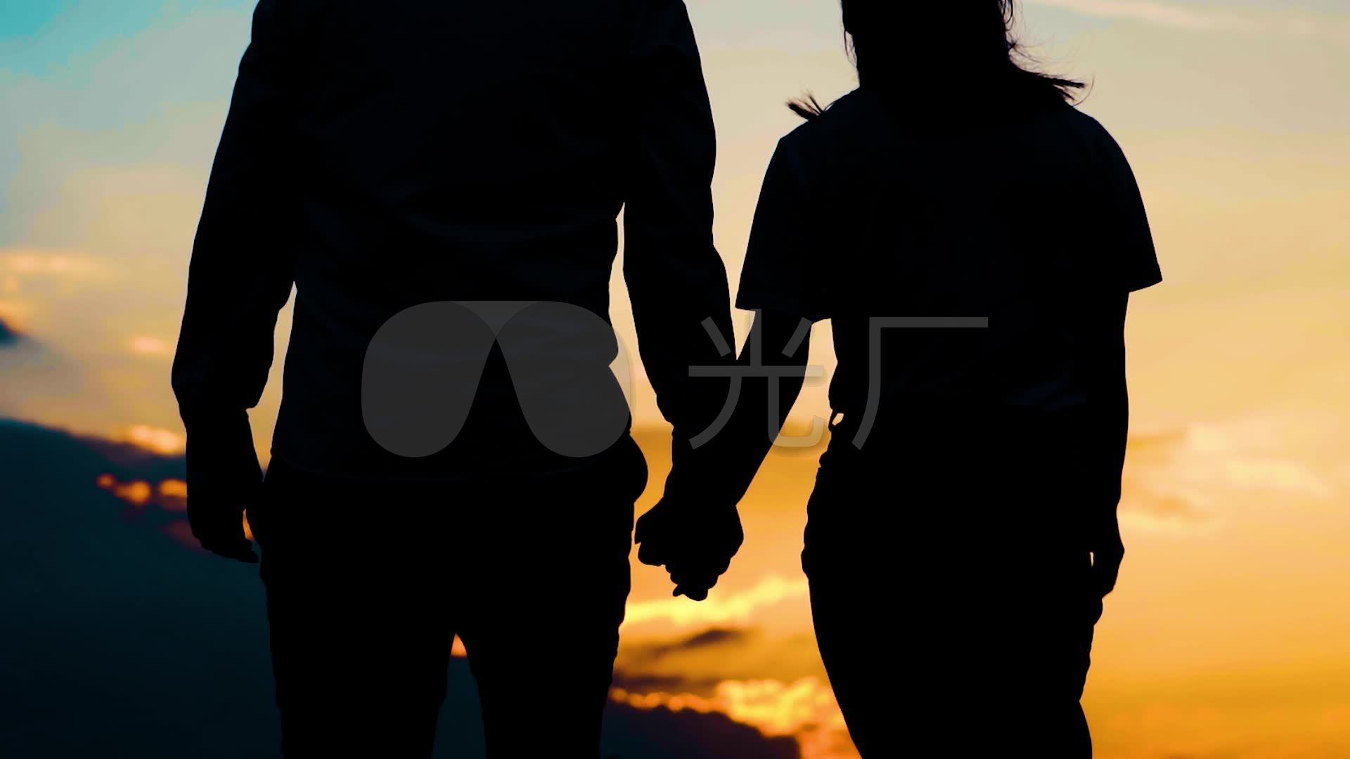 Love,Couple,Holding,Hands,Fingers,At,Sunset,On,The,Beach, - Beacon CARE ...