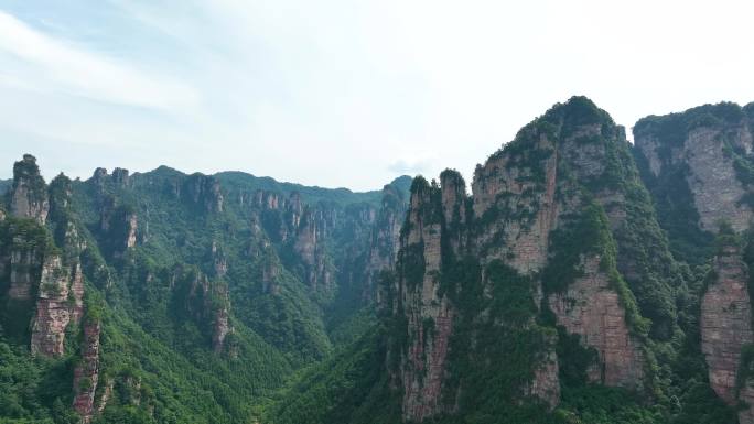 4K航拍张家界武陵源山脉风景区1