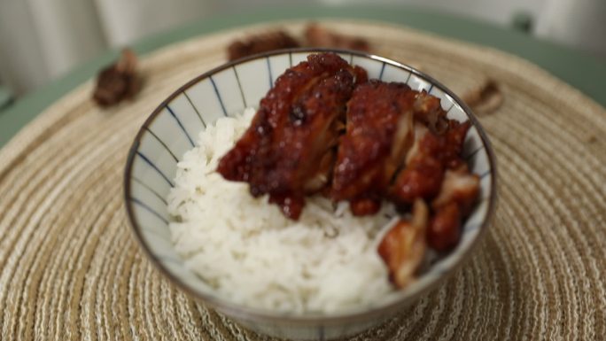 鸡排煎鸡排照烧鸡排一人食吃饭