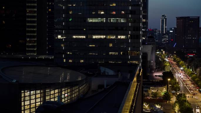 沈阳万象城楼顶青年大街横移夜景航拍